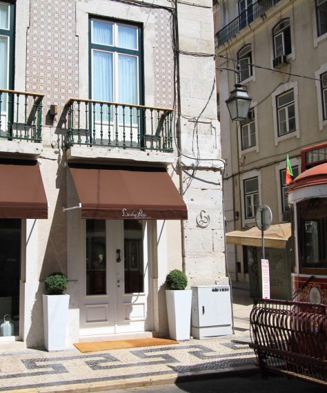 {{brizy_dc_image_alt imageSrc=